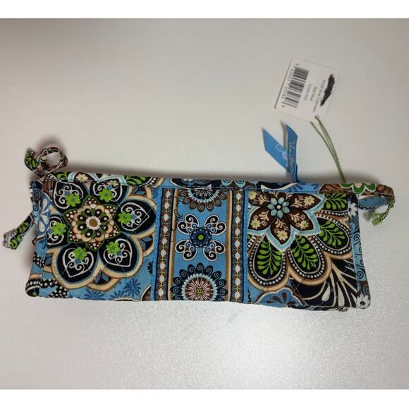 Vera Bradley Handbags - Vera Bradley Small Bow Cosmetic Bag in Bali Blue BNWT